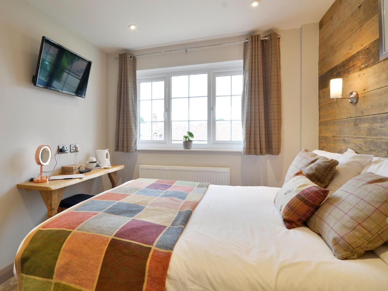 The Cayley Arms Inn Пикеринг Экстерьер фото