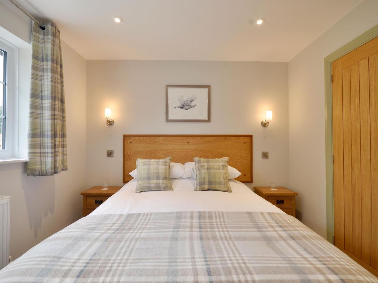 The Cayley Arms Inn Пикеринг Экстерьер фото