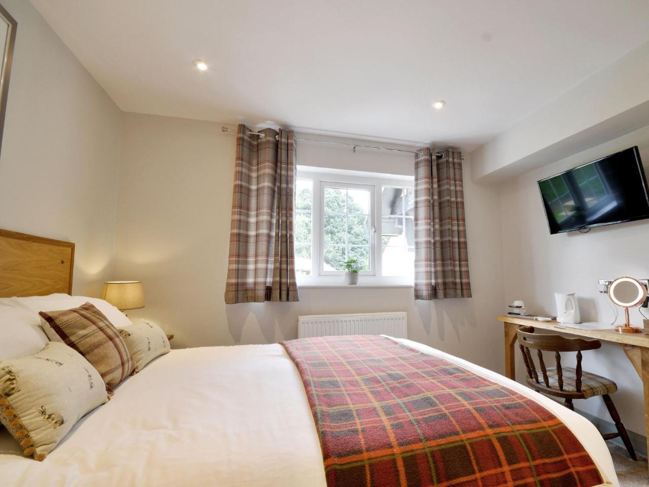 The Cayley Arms Inn Пикеринг Экстерьер фото